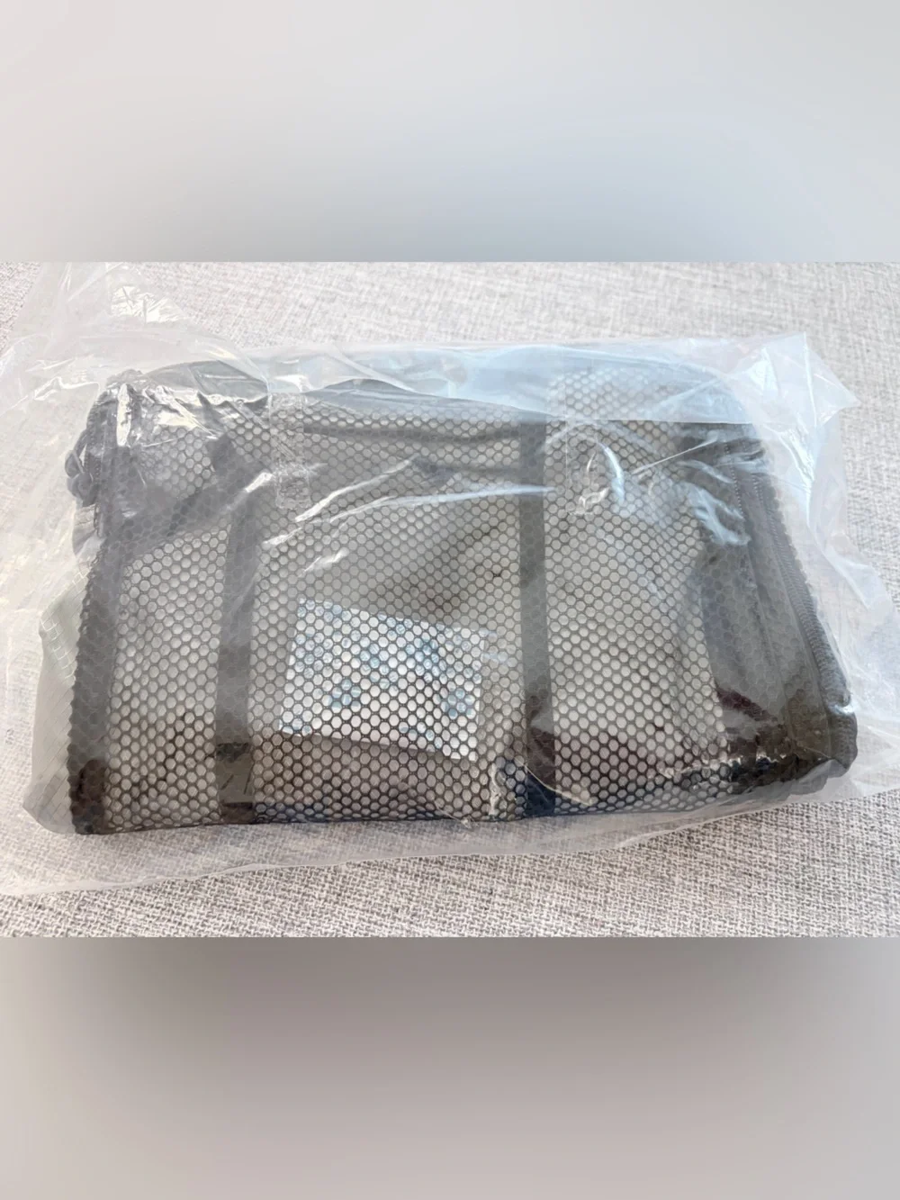 NWT 4-Piece Amazon Basics Size Medium Packing Cubes